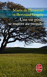 Couverture livre Une vie pour se mettre au monde